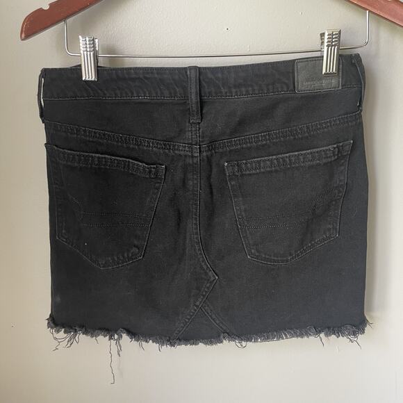 American Eagle Skirt Womens Size 6‎ Black Denim Mini Pockets Distressed Casual - Picture 6 of 8